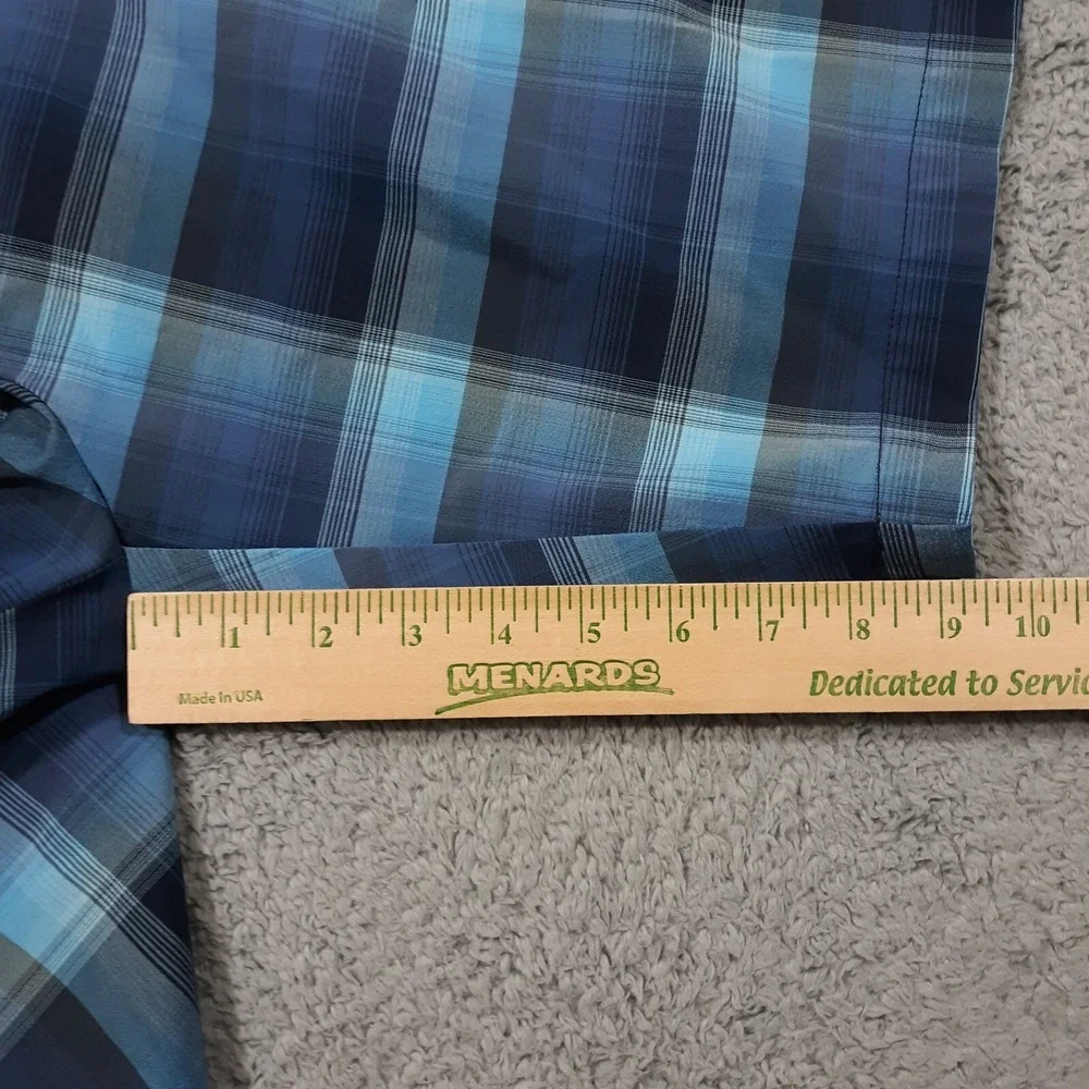 Tommy Bahama Shorts Mens 40 x 9.5 Blue Plaid IslandZone Chino